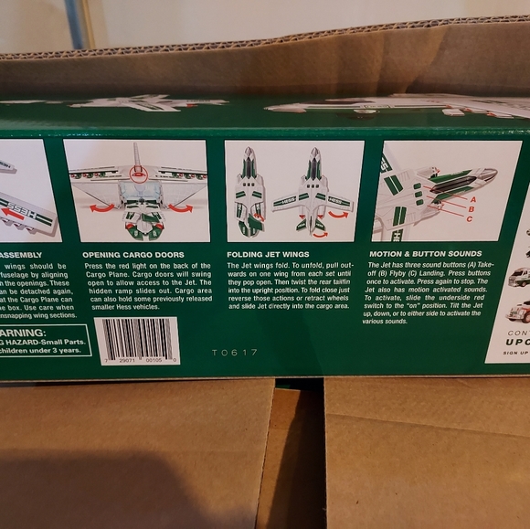 2021 HESS Cargo plane with jet       GREAT GIFT - Picture 3 of 6